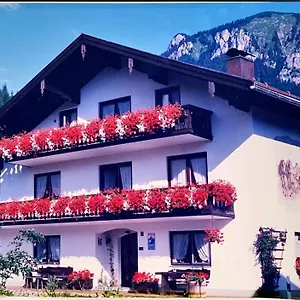 Feichten-hof Zaiser Maria Und Hubert Schleching